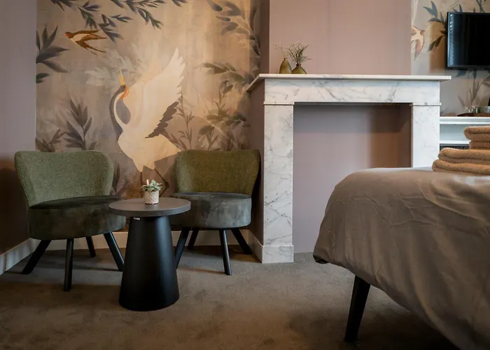 Brownies & Downies Hotel *