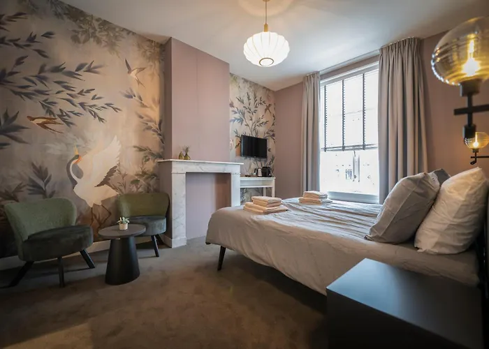 Hotel Brownies & Downies *